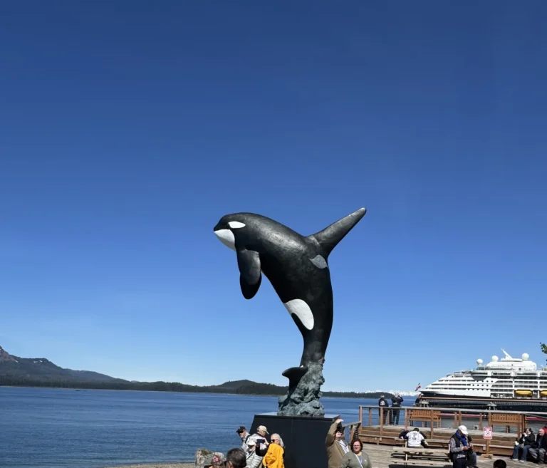 Monument of an Orca whale breaching in Icy Straight Point